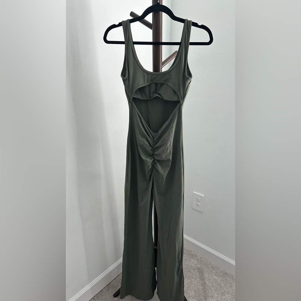 Olive Green Sleeveless Jumpsuit
